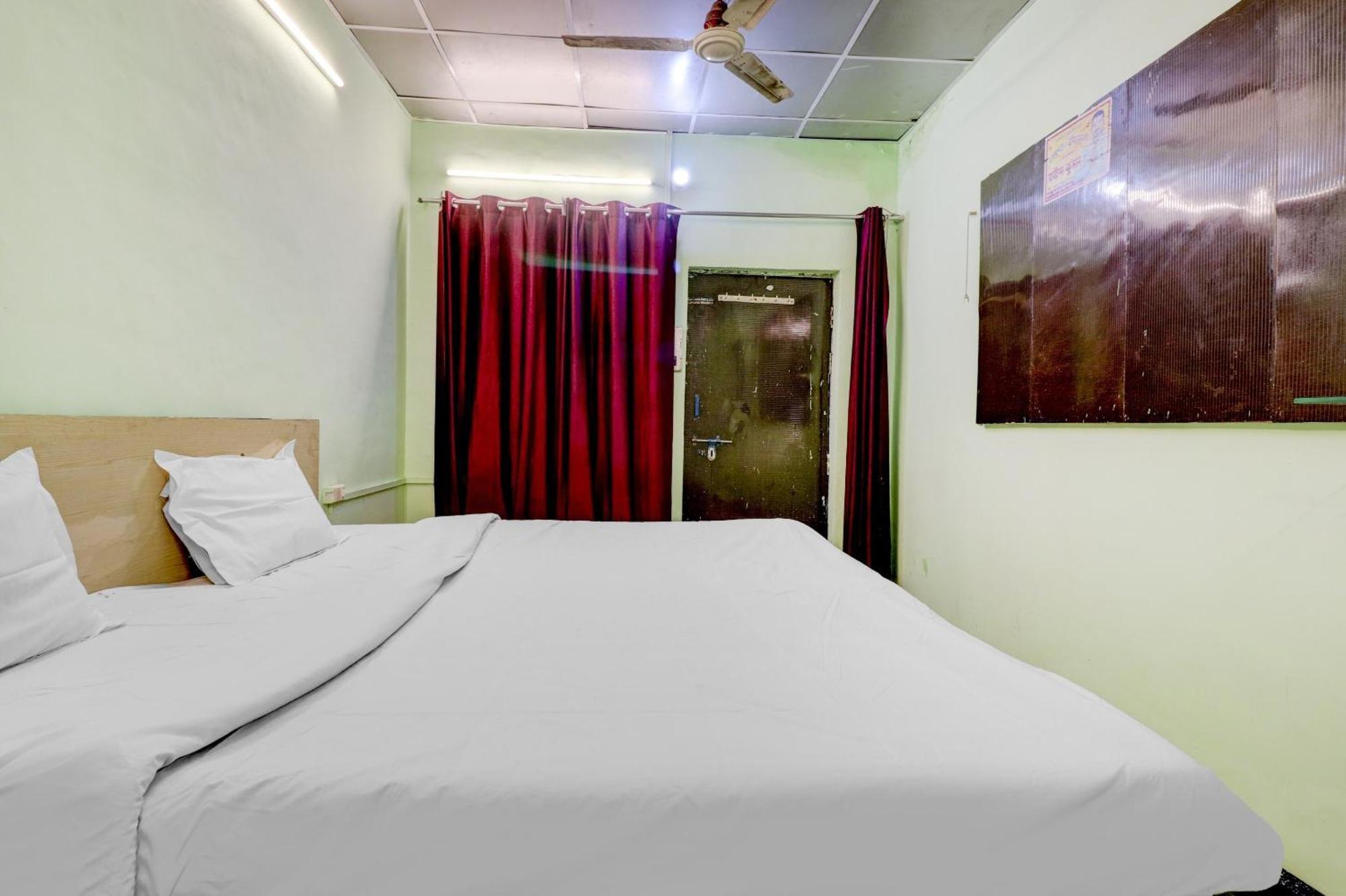 Hotel O Shree Radha Guest House Jhānsi Eksteriør bilde
