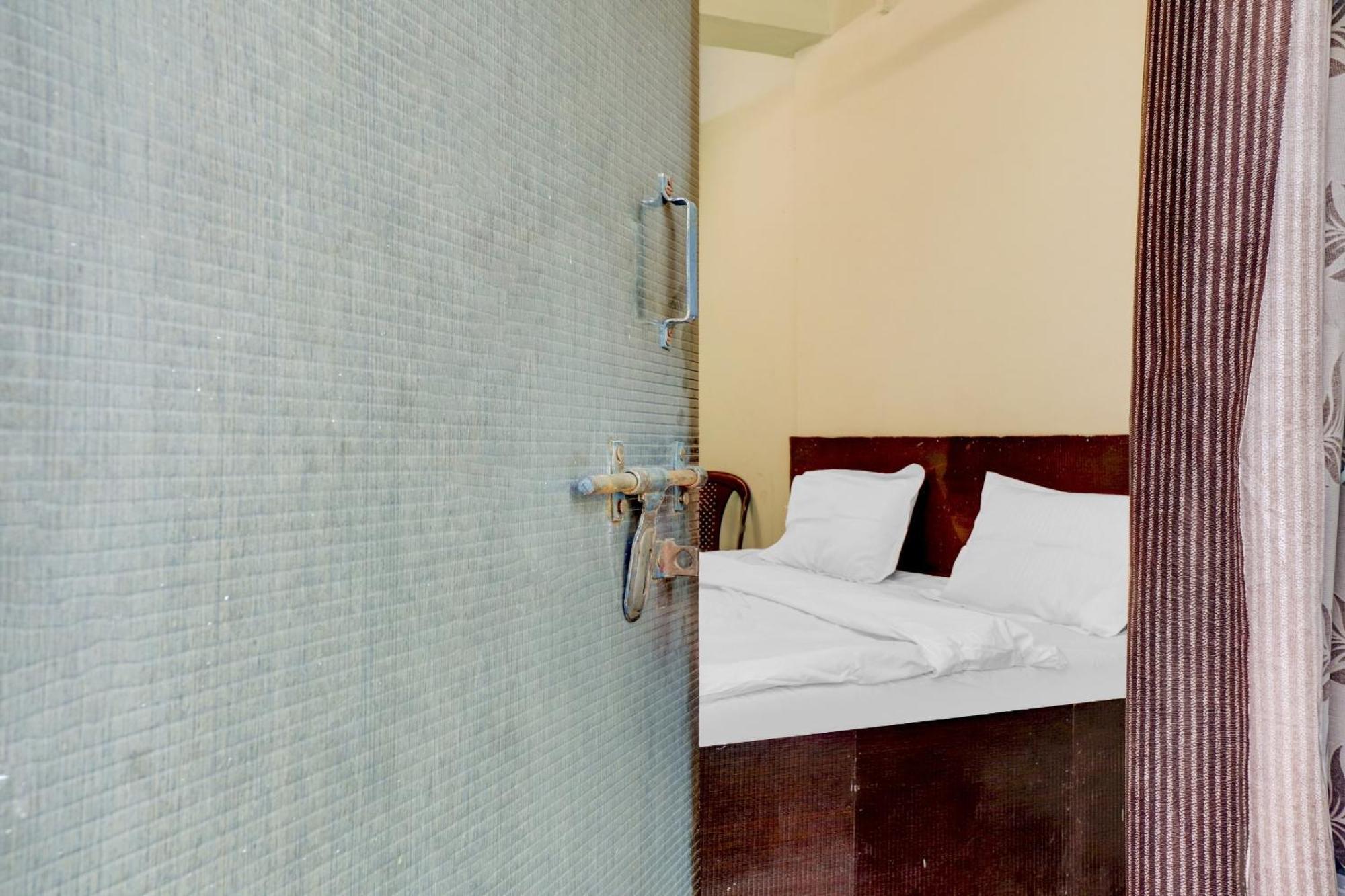Hotel O Shree Radha Guest House Jhānsi Eksteriør bilde
